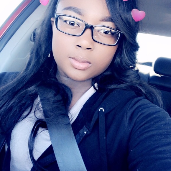 Meet your Posher, Arnesha - Picture 1 of 1